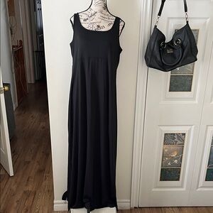 Elegant Black Maxi Dress